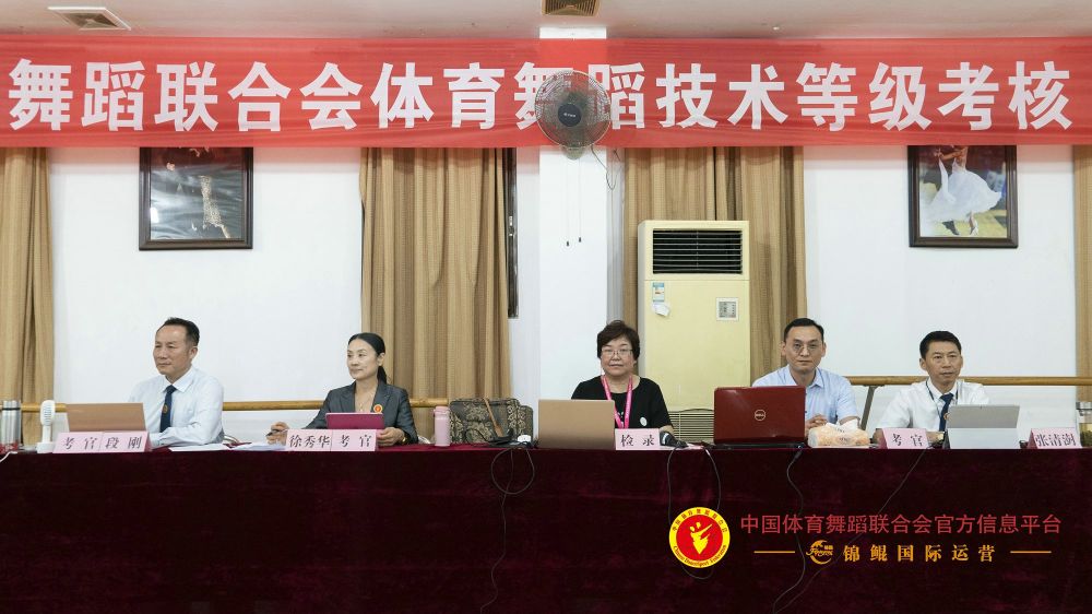 bcced2b2273ec6bcdcdb63e58d7350d7.jpg
